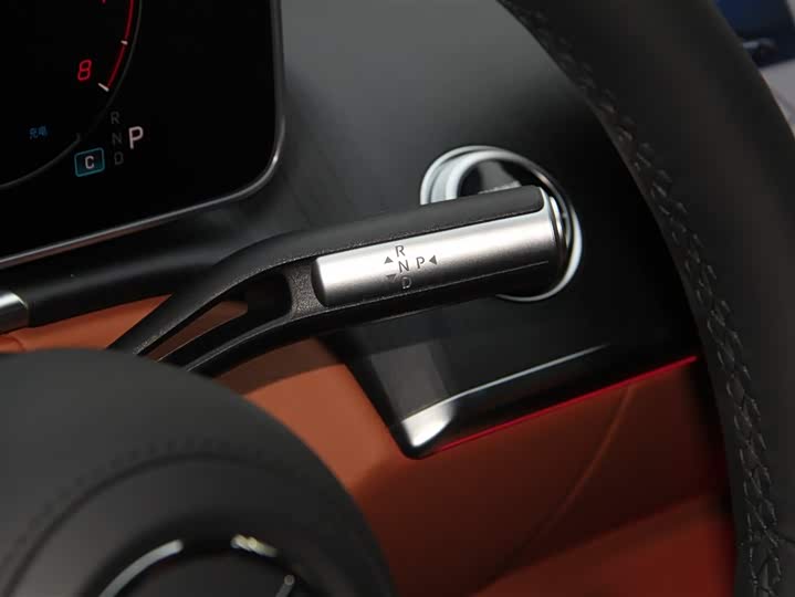 Фото 18 - Mercedes-Benz S-Class