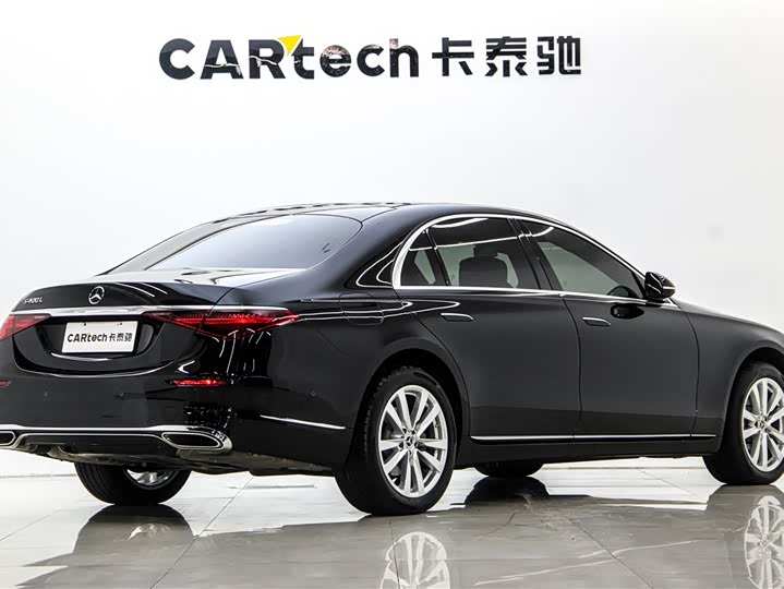 Фото 4 - Mercedes-Benz S-Class