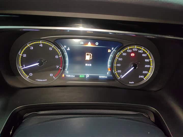 Фото 14 - GAC Trumpchi M8