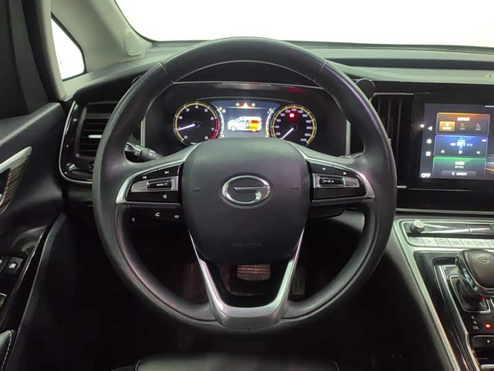 Фото 15 - GAC Trumpchi M8