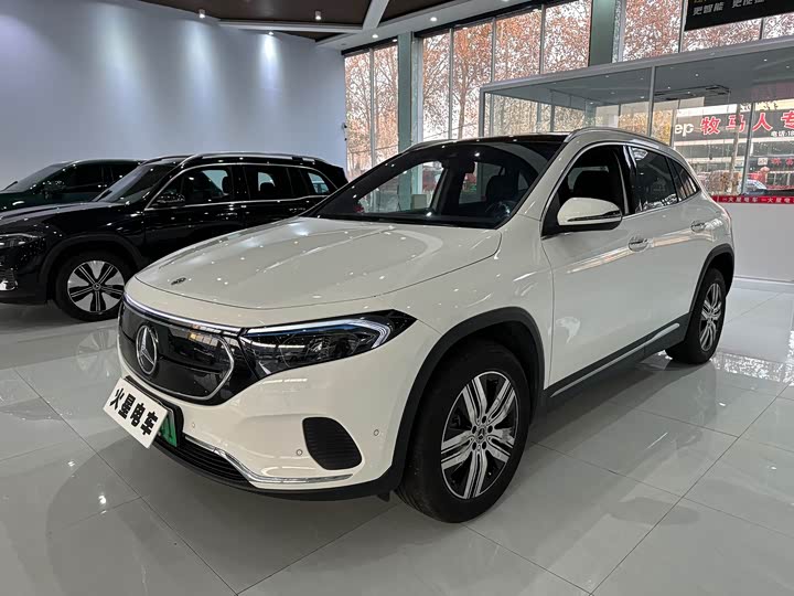 Фото 2 - Mercedes-Benz EQA