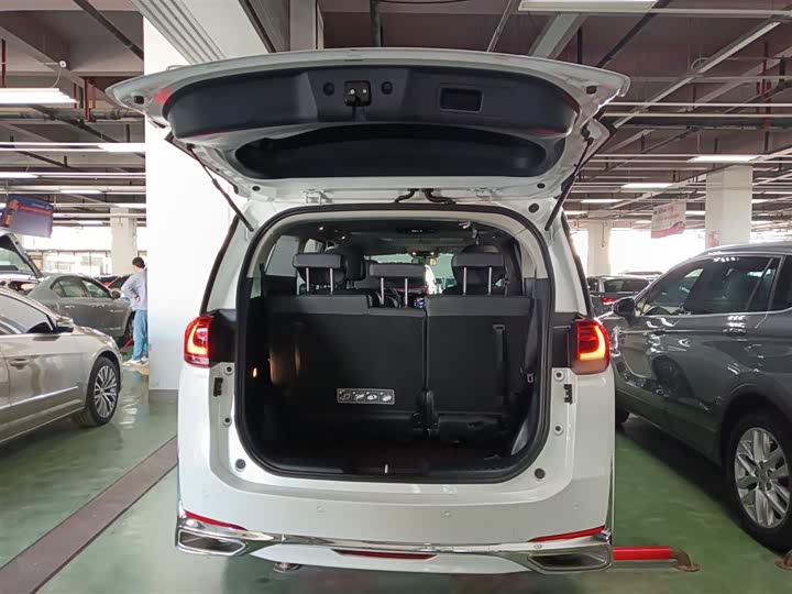 Фото 19 - GAC Trumpchi M8