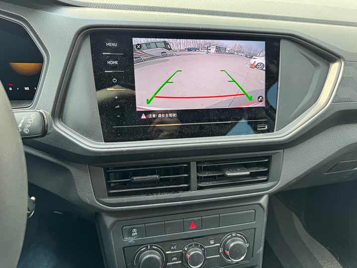 Фото 12 - Volkswagen T-Cross