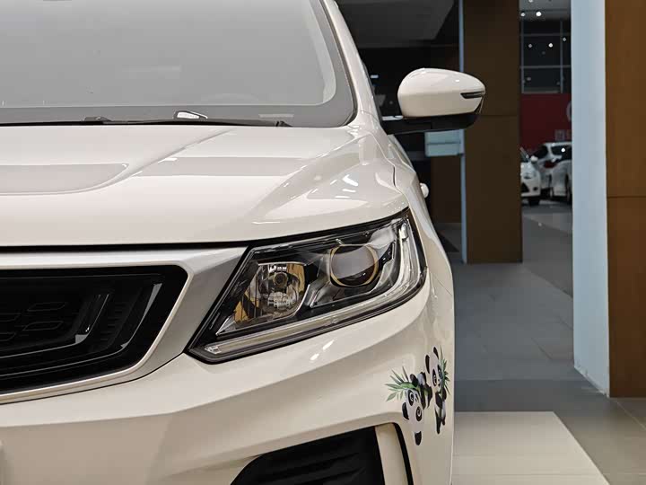 Фото 2 - Geely Vision X6