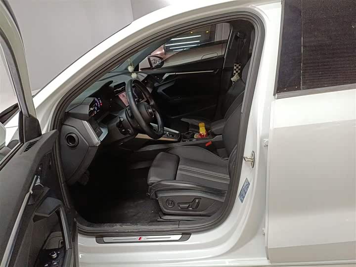 Фото 15 - Audi A3