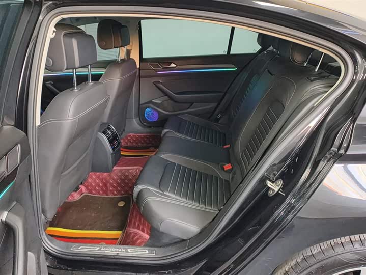 Фото 11 - Volkswagen Magotan