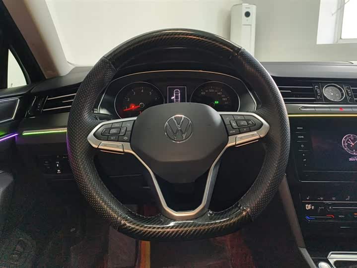 Фото 15 - Volkswagen Magotan