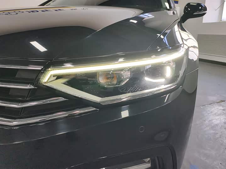 Фото 5 - Volkswagen Magotan