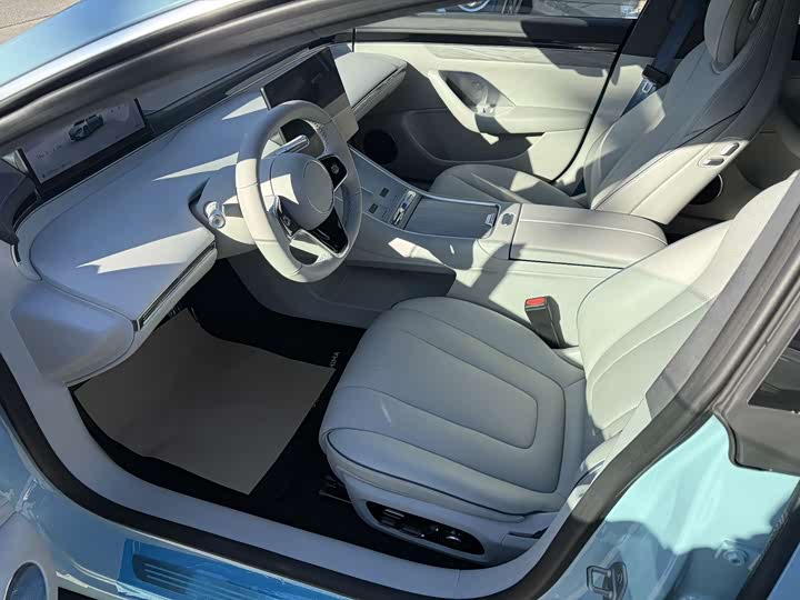 Фото 11 - Luxeed S7