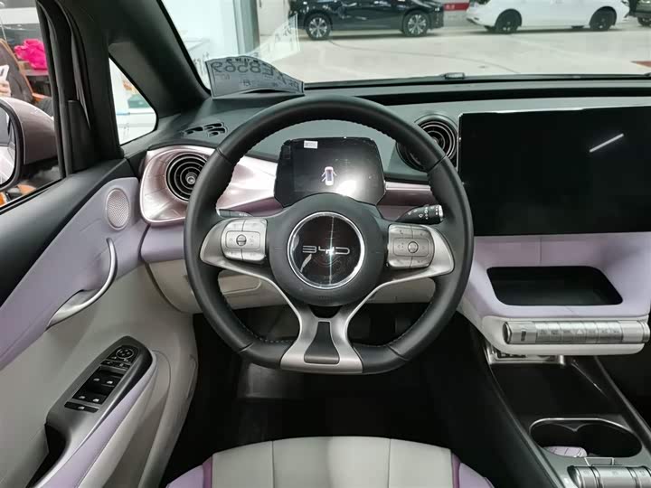 Фото 11 - BYD Dolphin