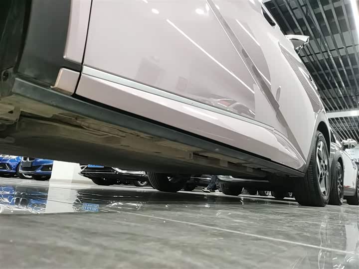 Фото 22 - BYD Dolphin