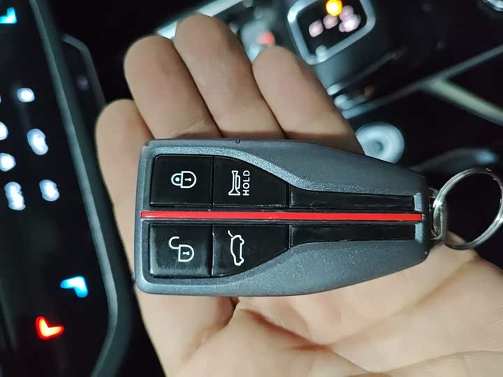 Фото 9 - Hongqi HS5