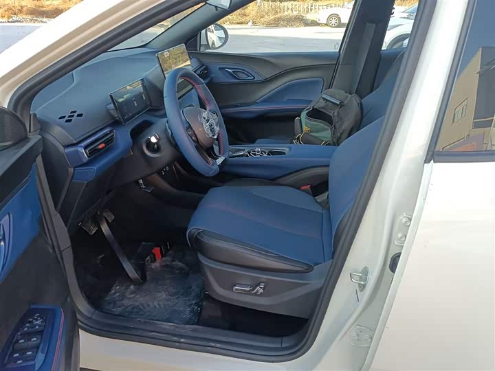 Фото 15 - BYD Seagull