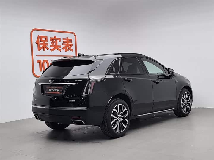 Фото 2 - Cadillac XT5