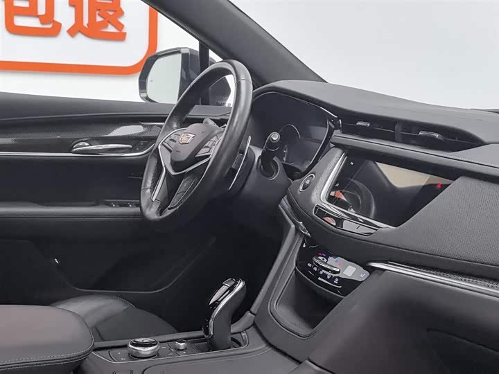 Фото 22 - Cadillac XT5