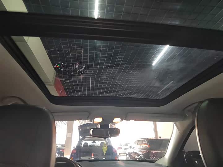 Фото 18 - Jeep Compass