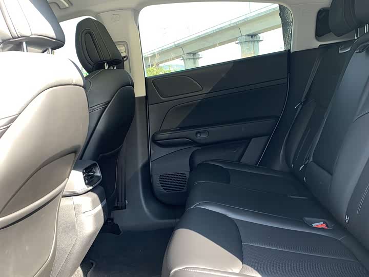 Фото 12 - XPeng G6