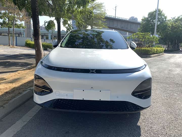 Фото 2 - XPeng G6