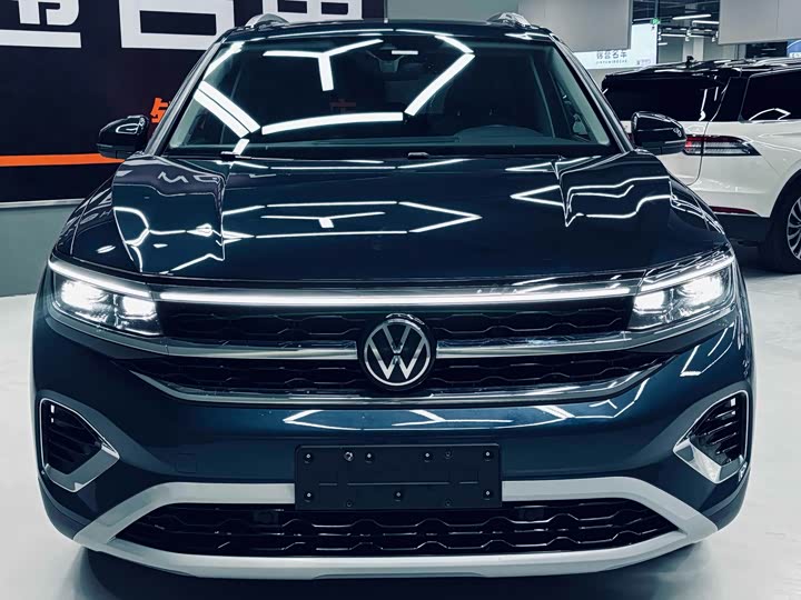 Фото 10 - Volkswagen Talagon