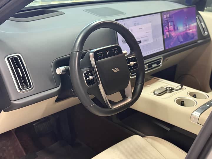 Фото 15 - LiXiang L6