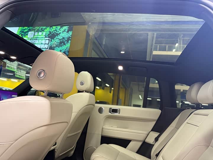 Фото 19 - LiXiang L6