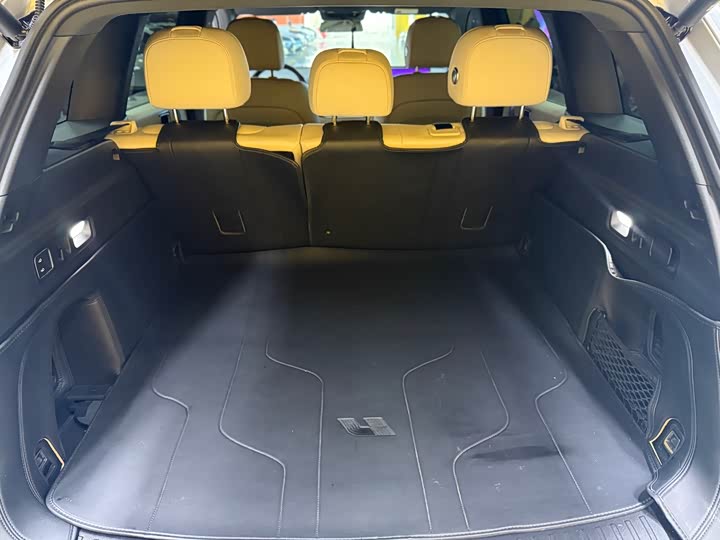 Фото 24 - LiXiang L6