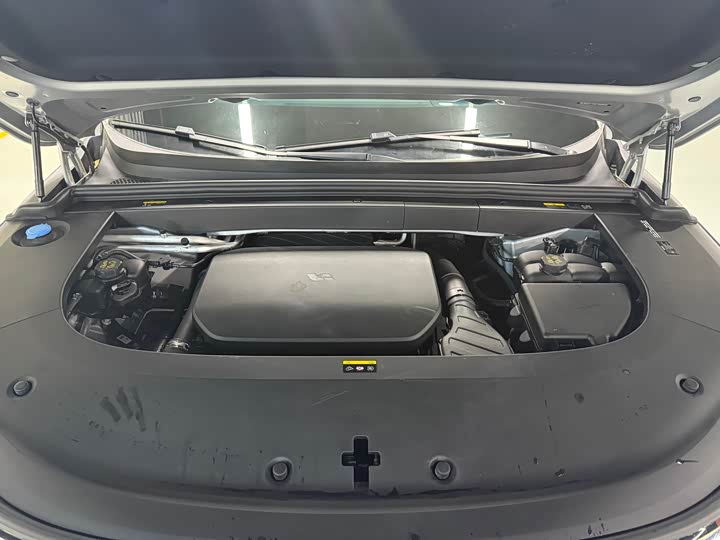 Фото 32 - LiXiang L6