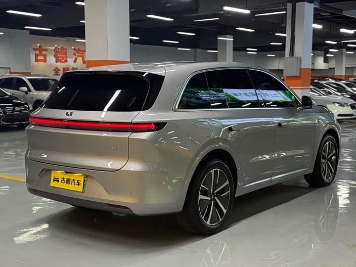 Фото 7 - LiXiang L6