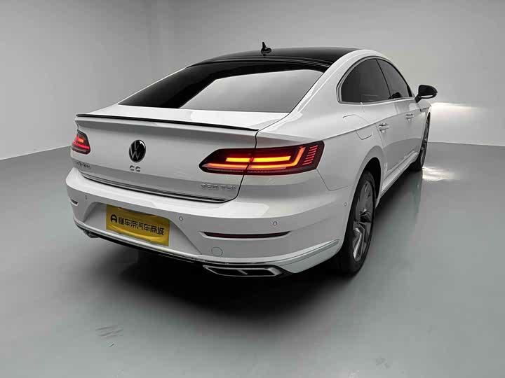 Фото 16 - Volkswagen CC