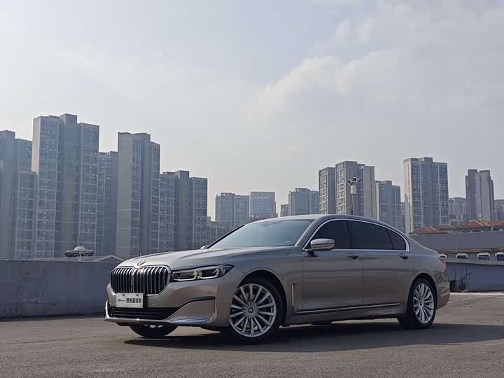 Фото 1 - BMW 7 Series