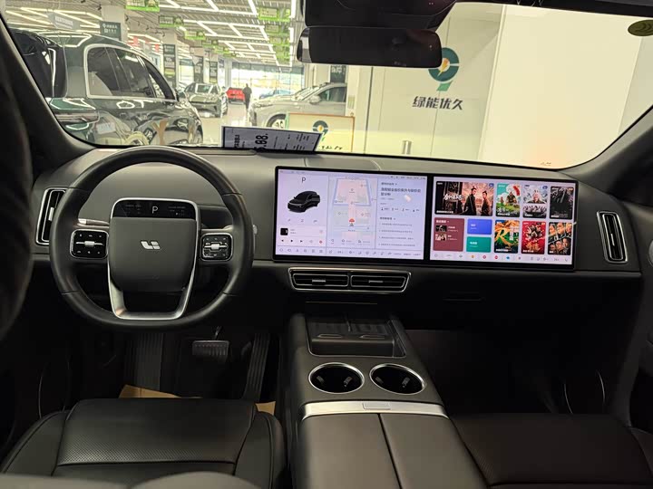 Фото 5 - LiXiang L8