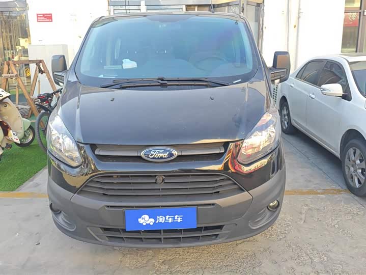 Фото 2 - Ford Transit