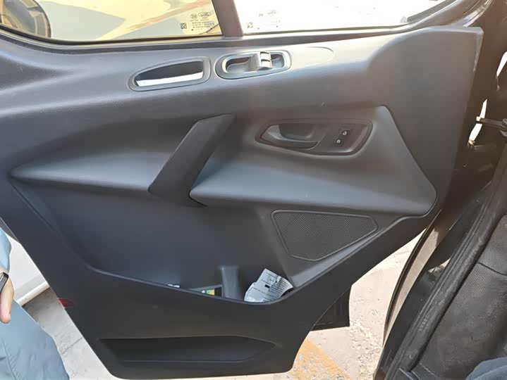 Фото 7 - Ford Transit