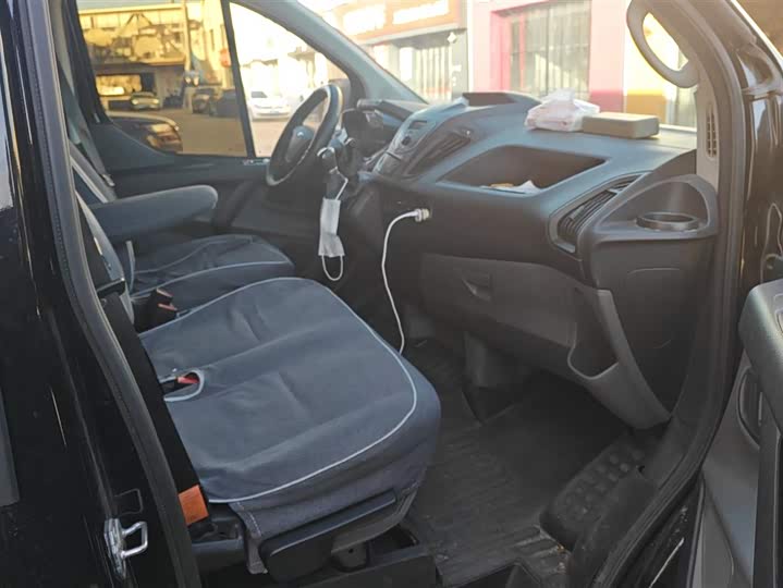 Фото 8 - Ford Transit