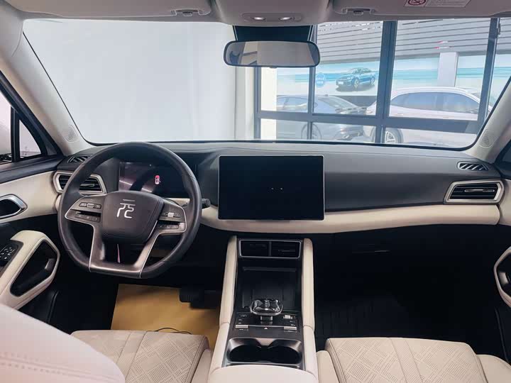 Фото 6 - BYD Yuan Up