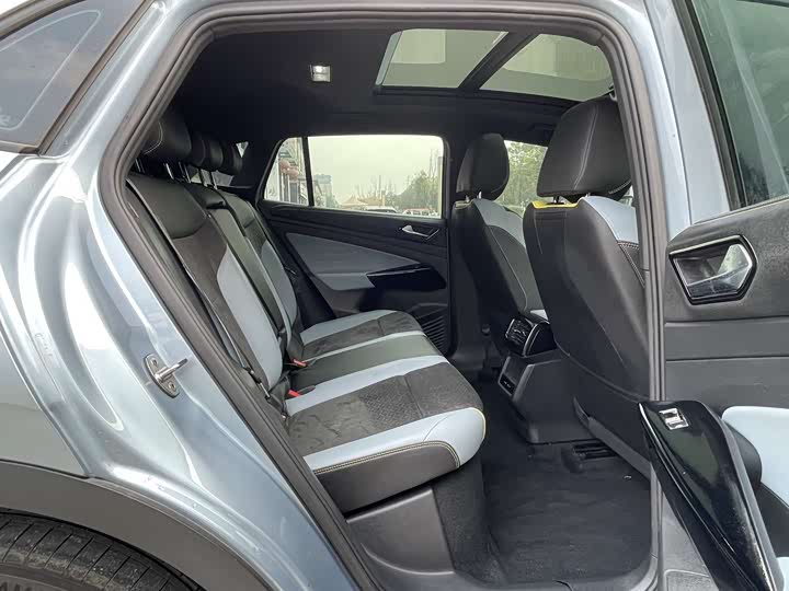 Фото 4 - Volkswagen ID.4 X