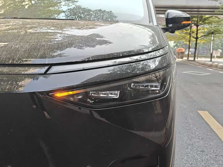 Фото 11 - XPeng X9