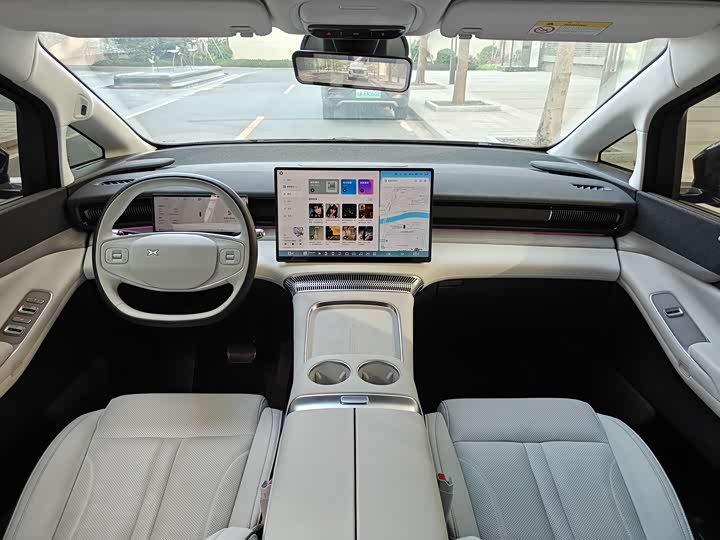 Фото 7 - XPeng X9