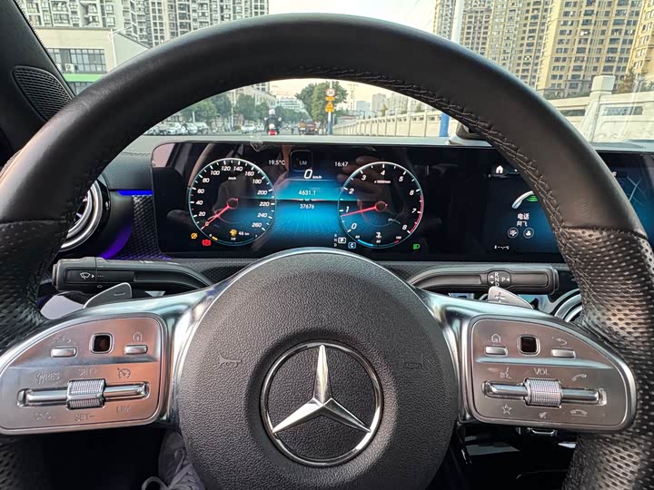 Фото 12 - Mercedes-Benz A-Class