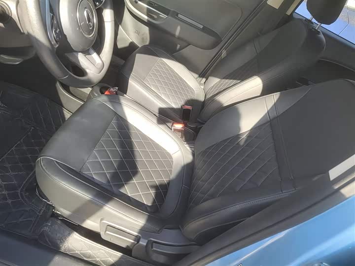 Фото 15 - Ora White Cat