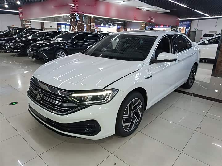 Фото 2 - Volkswagen Sagitar L