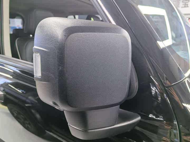 Фото 11 - Tank 300