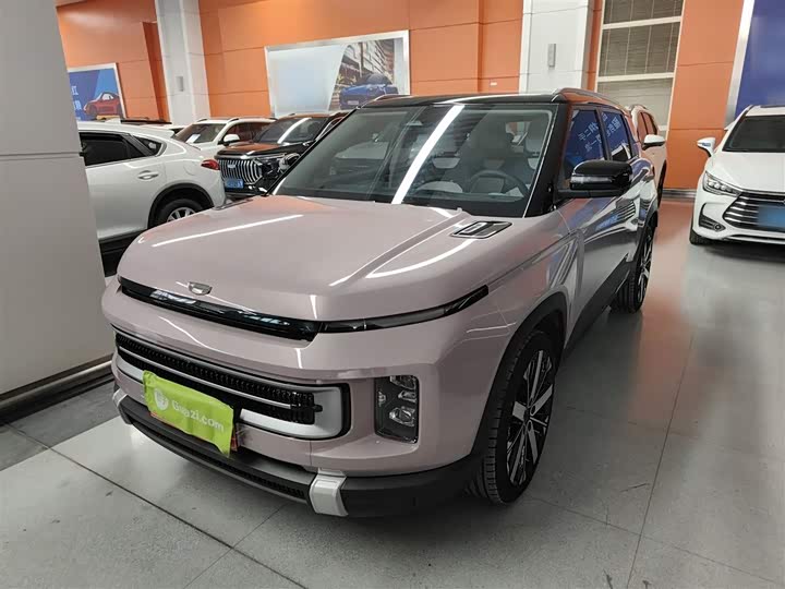 Фото 2 - Geely Icon