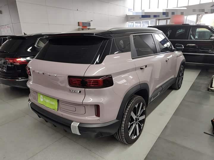 Фото 7 - Geely Icon