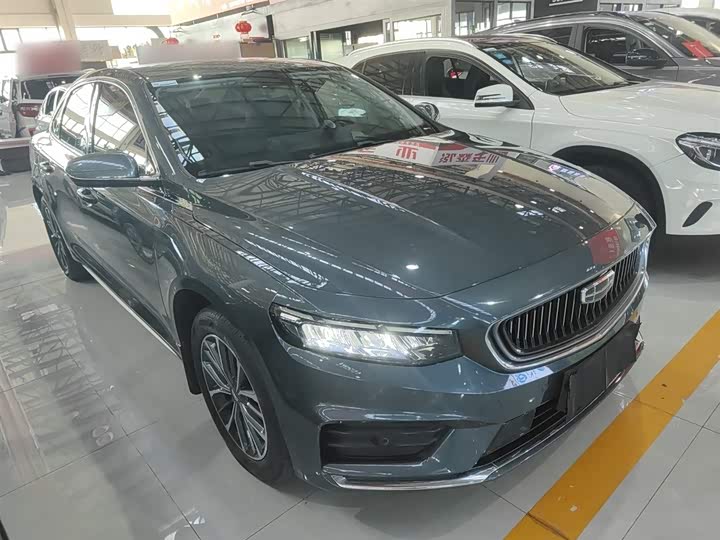 Фото 4 - Geely Preface