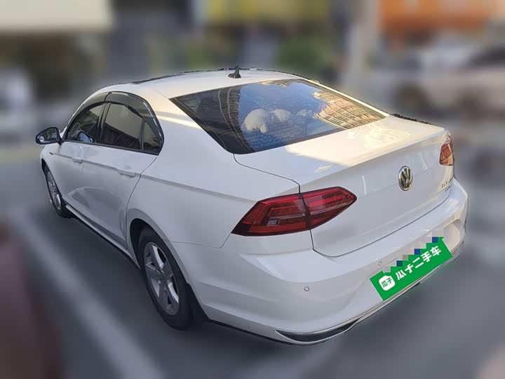 Фото 26 - Volkswagen Lamando L