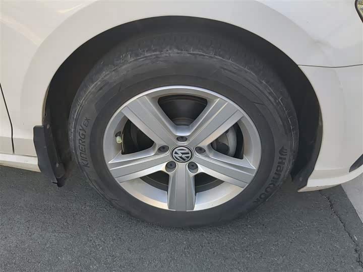 Фото 30 - Volkswagen Lamando L