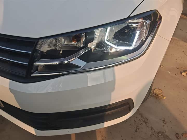 Фото 24 - Volkswagen Santana