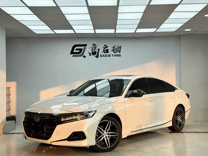 Фото 1 - Honda Accord