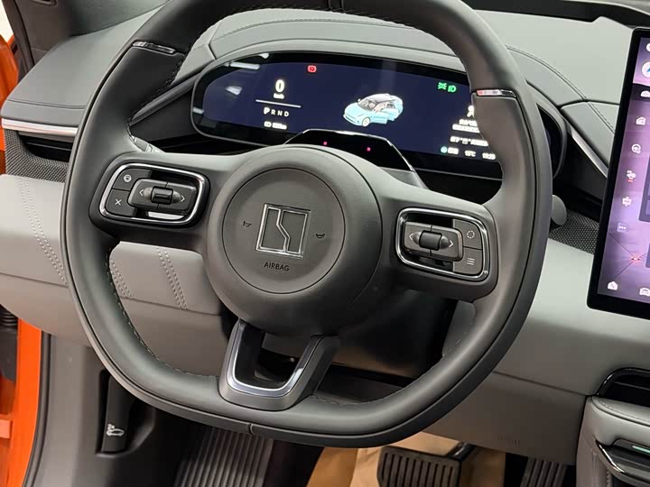 Фото 9 - Zeekr 001